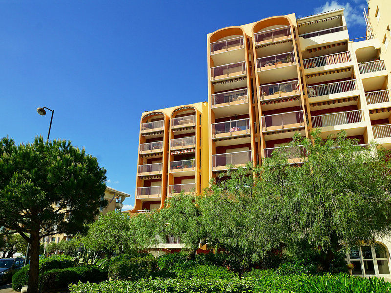 Apartment Le Capitole.7 Fréjus Εξωτερικό φωτογραφία